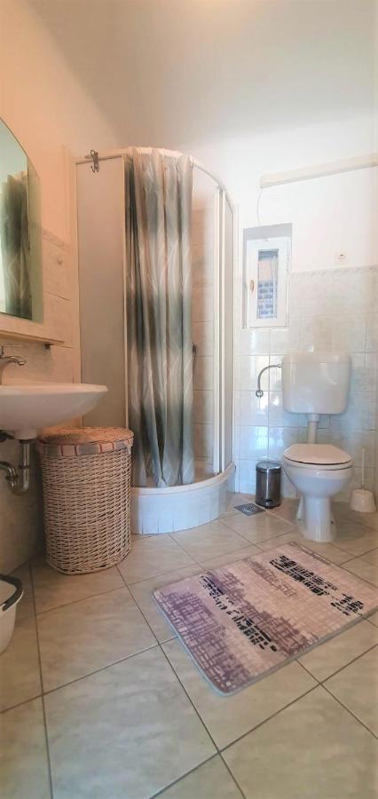 Apartment Fain - Private Parking ザダル エクステリア 写真
