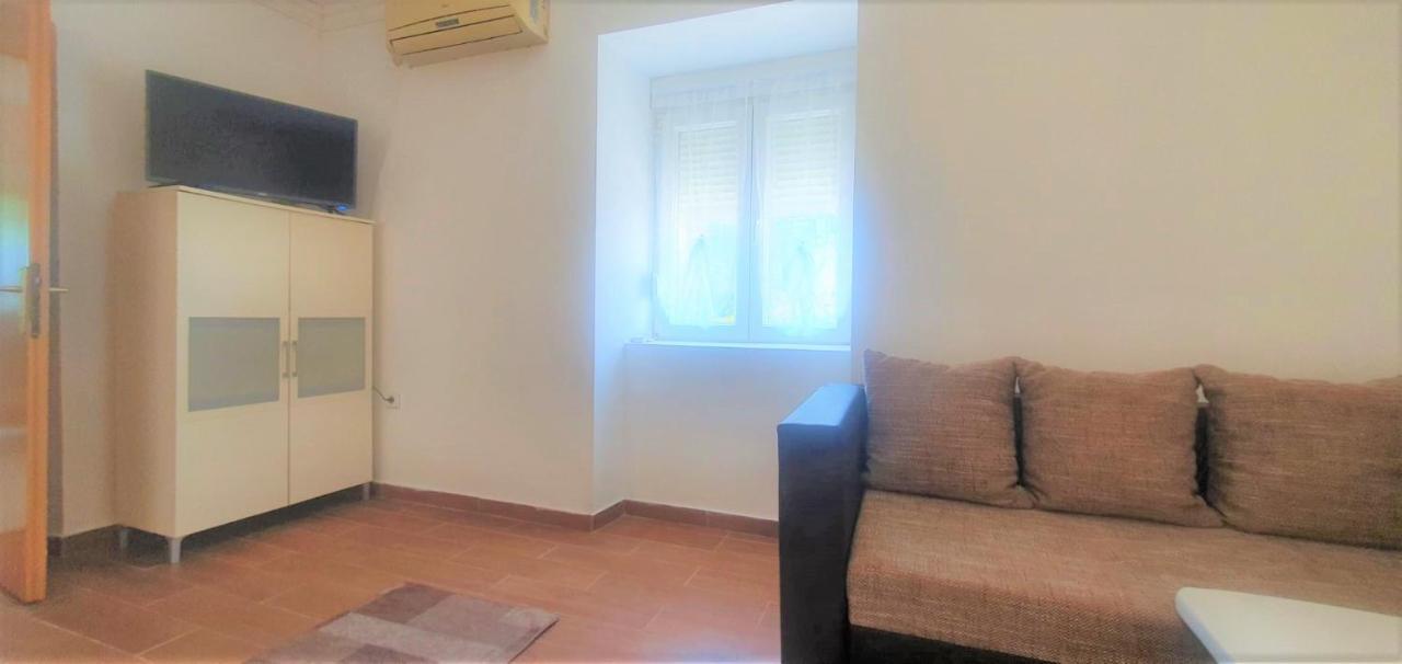 Apartment Fain - Private Parking ザダル エクステリア 写真